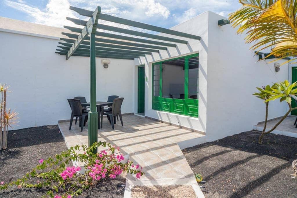 Bandama 15 2 Bedroom Ground Floor Los Pocillos Exterior photo